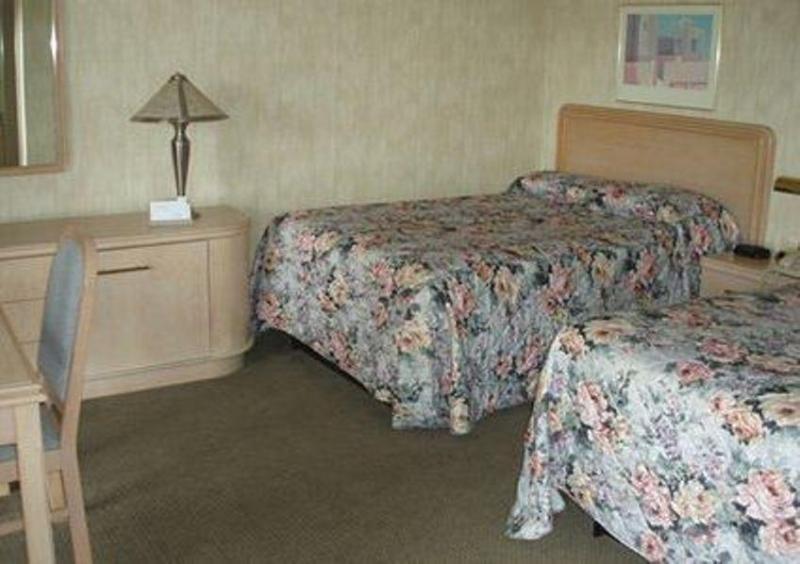 Rodeway Inn Fallsview Ниагарски водопад Екстериор снимка